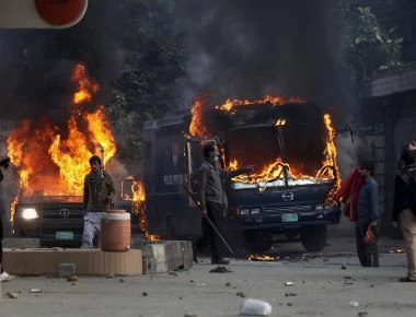 Πακιστάν: Πάνω 7 νεκροί από επίθεση καμικάζι στην Λαχόρη